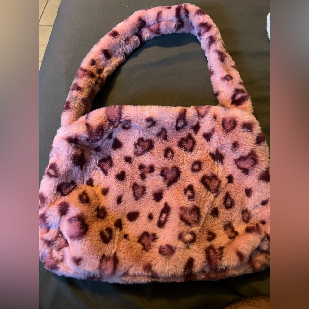 Pink Cheetah print purse